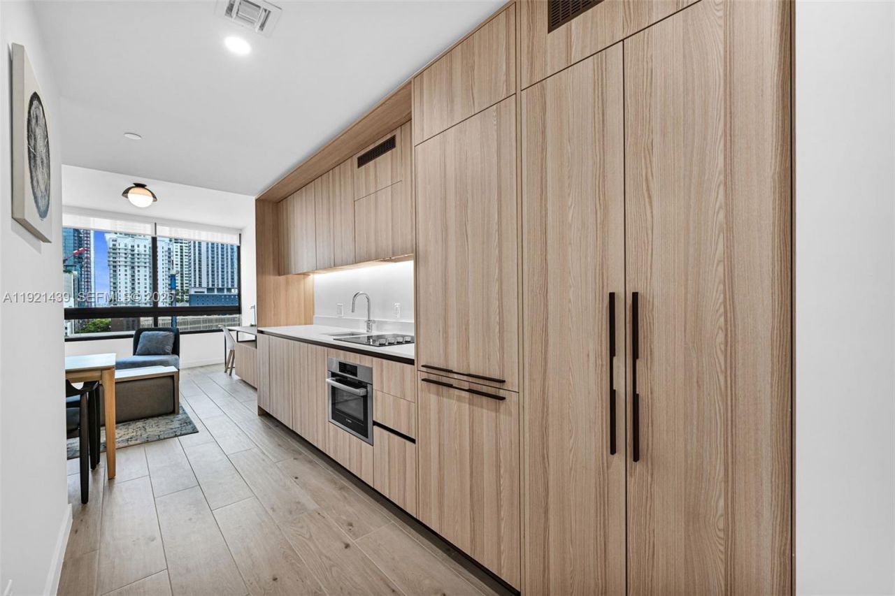 225 N Miami Avenue, Unit 901, Miami, FL 33128 Photo