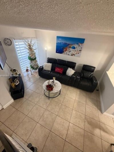 8670 NW 6th Ln, Unit 4-210, Miami, FL 33126 Photo