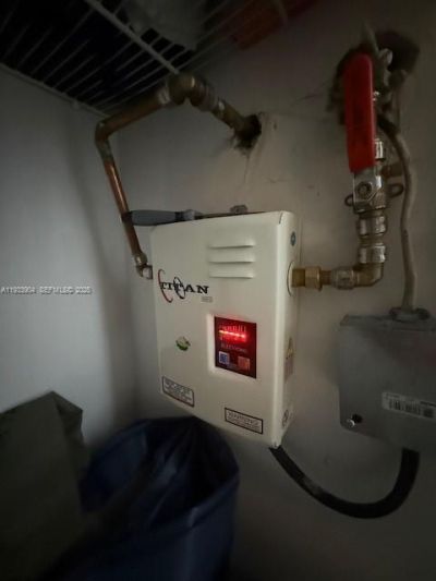 8670 NW 6th Ln, Unit 4-210, Miami, FL 33126 Photo