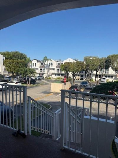 8670 NW 6th Ln, Unit 4-210, Miami, FL 33126 Photo