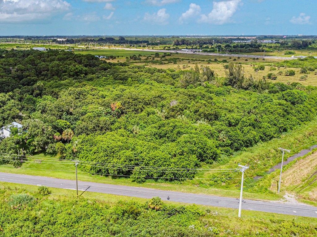 2570 S Rock Road, Fort Pierce, FL 34945 Photo