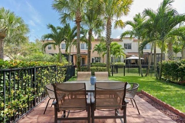 2086 Foxtail View Court, West Palm Beach, FL 33411 Photo