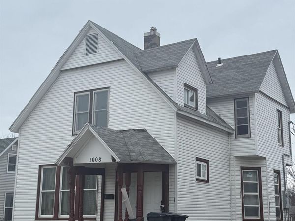 1008 Ash Street, Burlington, IA 52601