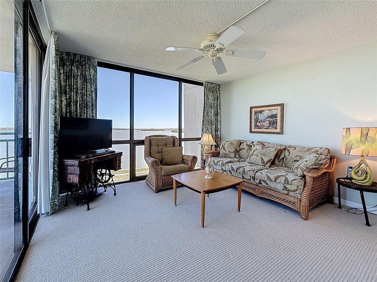 Key Capri Key Capri, Unit 301, Treasure Island, FL 33706 Photo