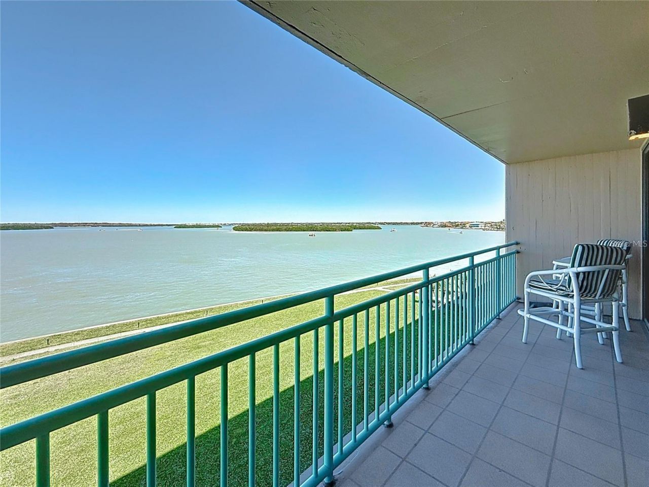 Key Capri Key Capri, Unit 301, Treasure Island, FL 33706 Photo