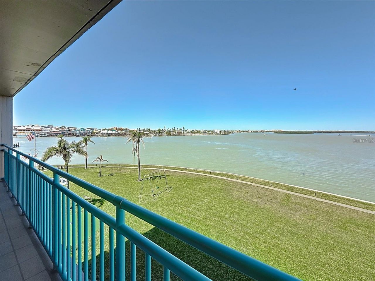 Key Capri Key Capri, Unit 301, Treasure Island, FL 33706 Photo