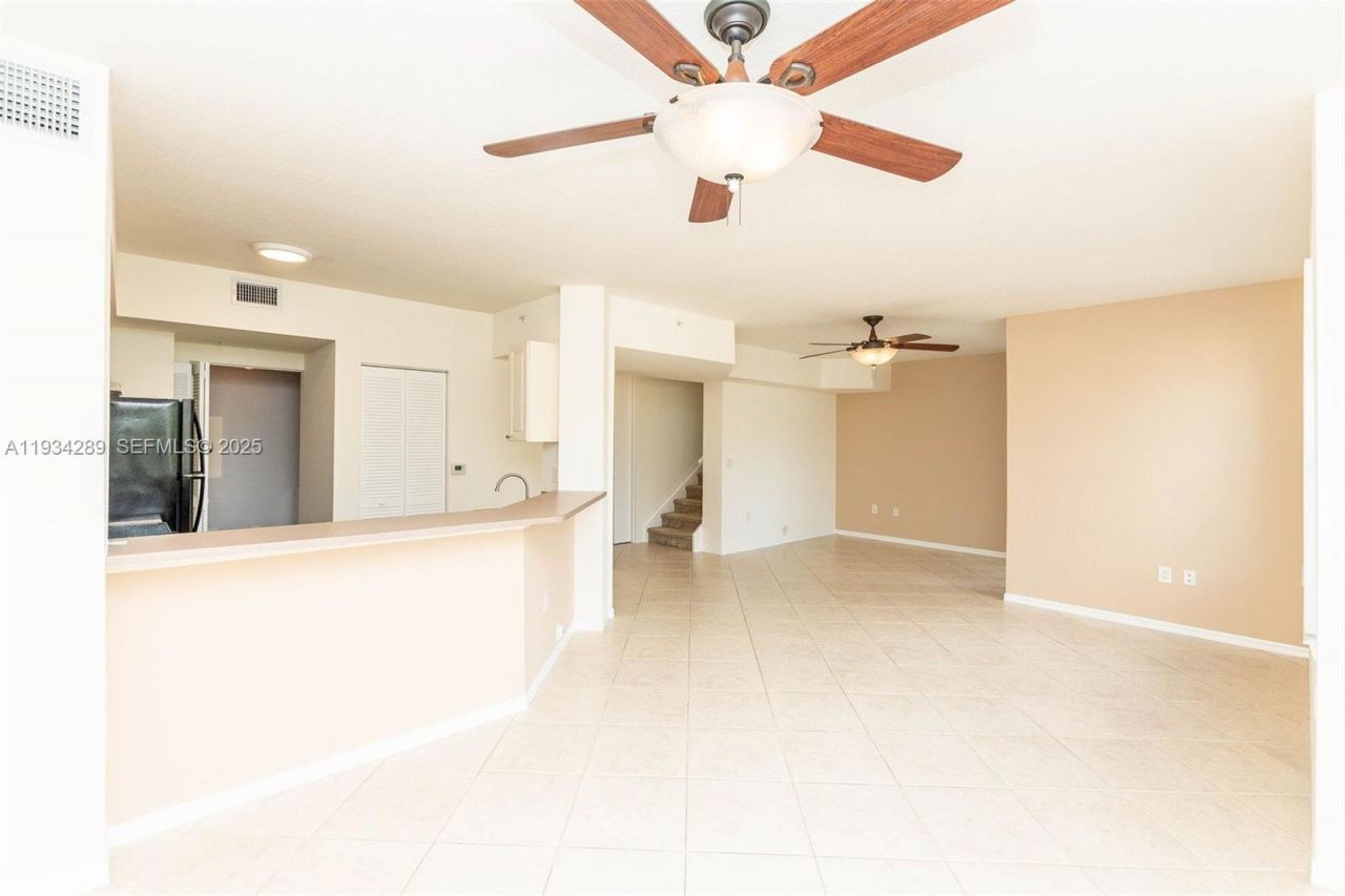 6370 W Sample Rd, Unit 6370, Coral Springs, FL 33067 Photo
