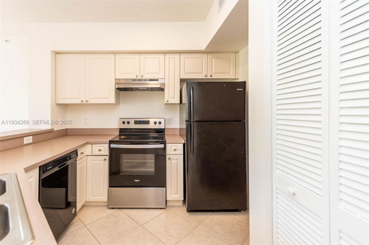 6370 W Sample Rd, Unit 6370, Coral Springs, FL 33067 Photo