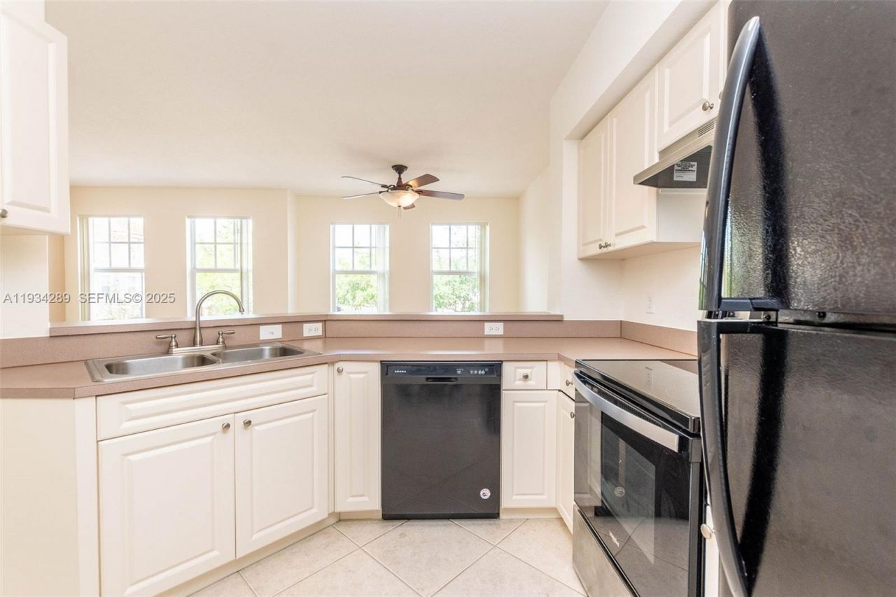 6370 W Sample Rd, Unit 6370, Coral Springs, FL 33067 Photo