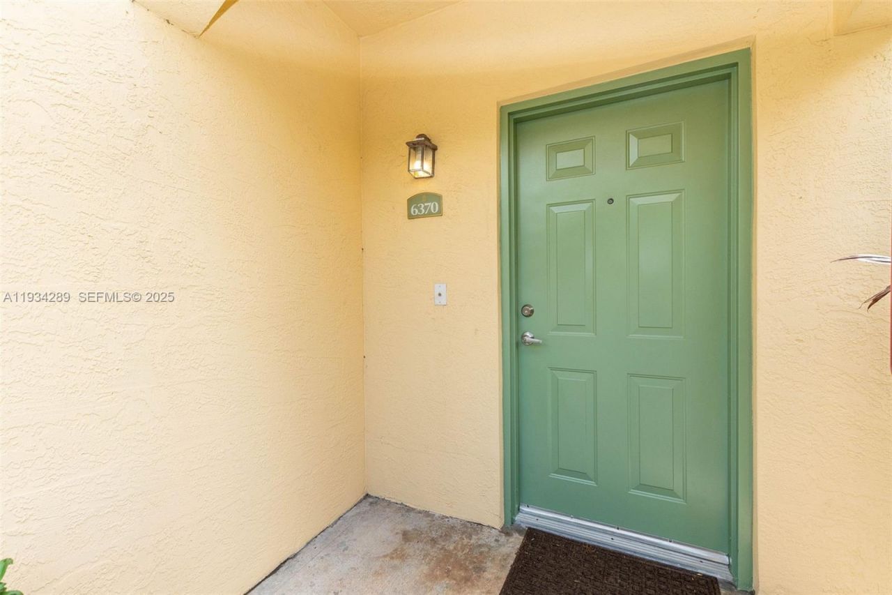 6370 W Sample Rd, Unit 6370, Coral Springs, FL 33067 Photo
