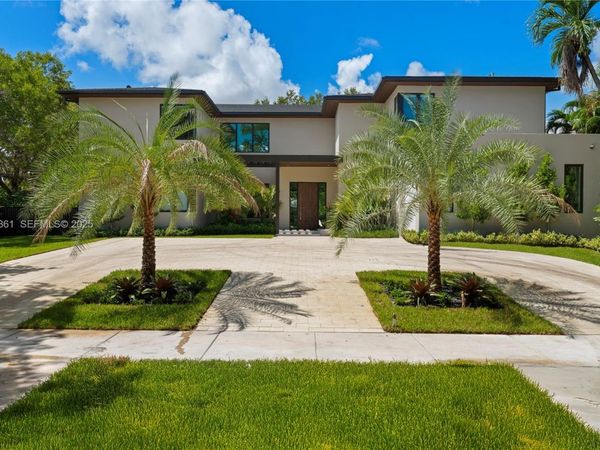 19900 NE 21st Ct , Miami, FL 33179