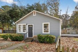 2004 Valnore Road photo 4