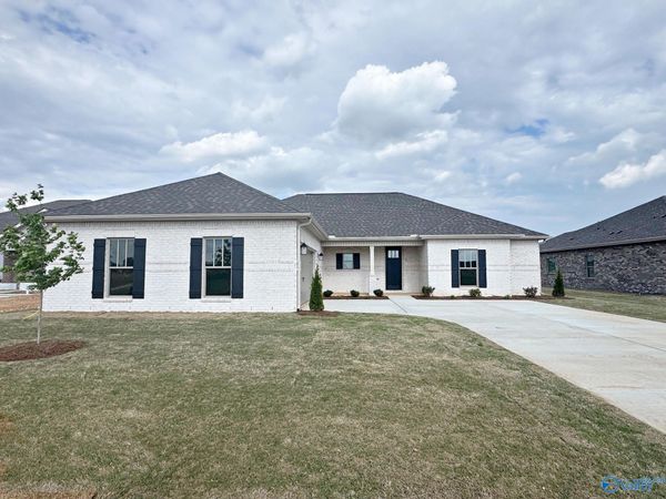 1065 Maplehurst Street, Decatur, AL 35603