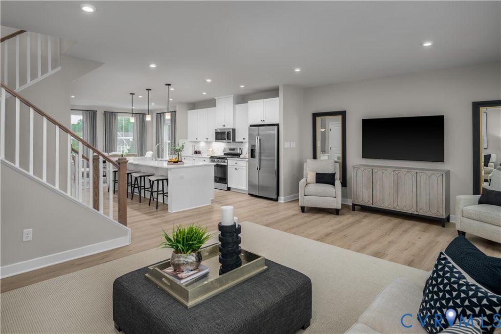 8022 Lake Laurel Lane, Unit B, Glen Allen, VA 23060 Main Photo