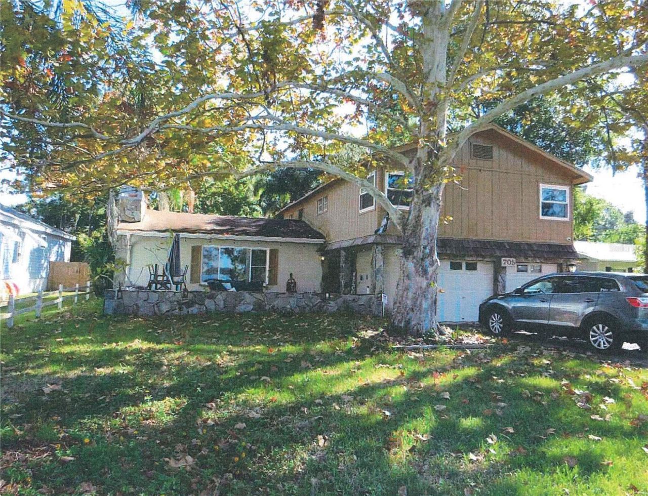 705 Shore Drive E, Oldsmar, FL 34677 Main Photo