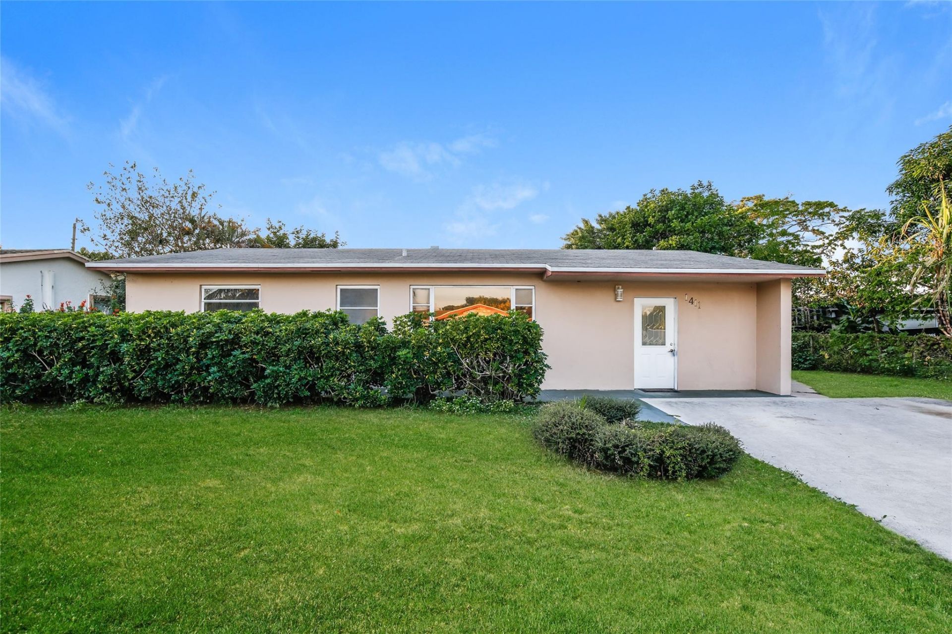 1411 SW 5th Terrace, Deerfield Beach, FL 33441 Main Photo