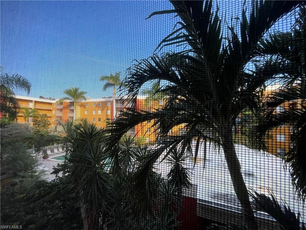 2366 E Mall Dr, Unit 304, Fort Myers, FL 33901 Photo