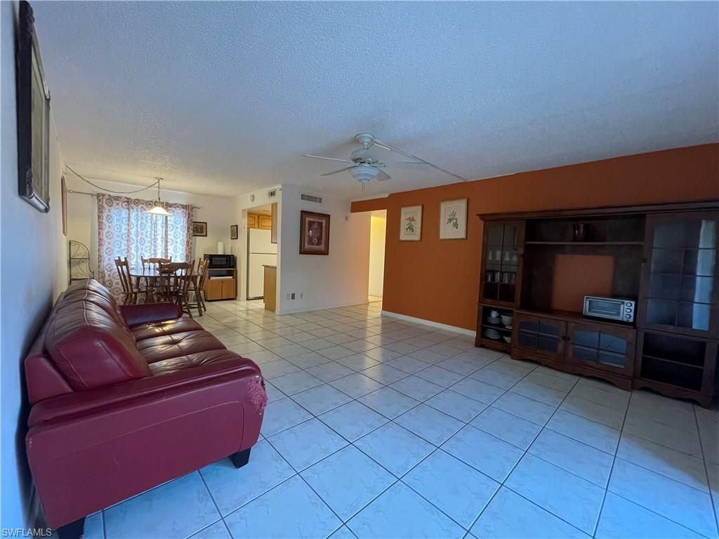 2366 E Mall Dr, Unit 304, Fort Myers, FL 33901 Photo