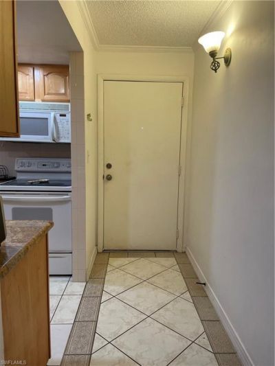 2366 E Mall Dr, Unit 304, Fort Myers, FL 33901 Photo