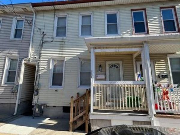 320 1/2 N 11TH STREET, LEBANON, PA 17046