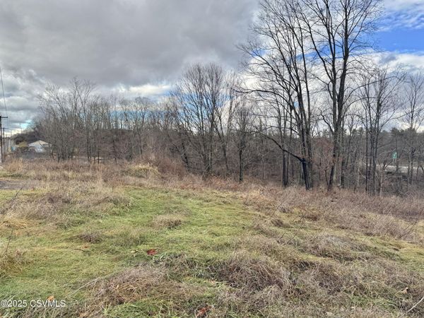 25 LUNGER Drive, Bloomsburg, PA 17815