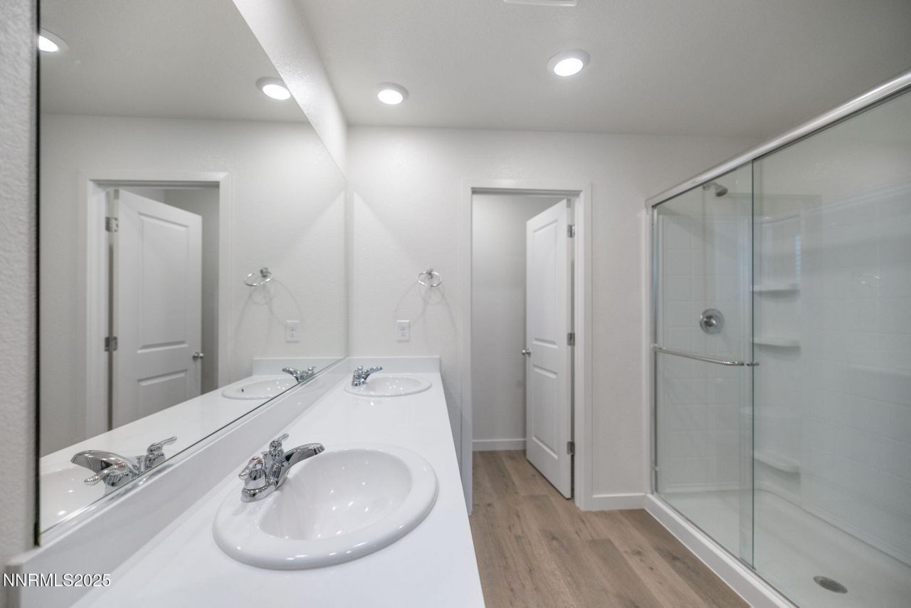 7701 Wandering Way, Reno, NV 89506 Photo