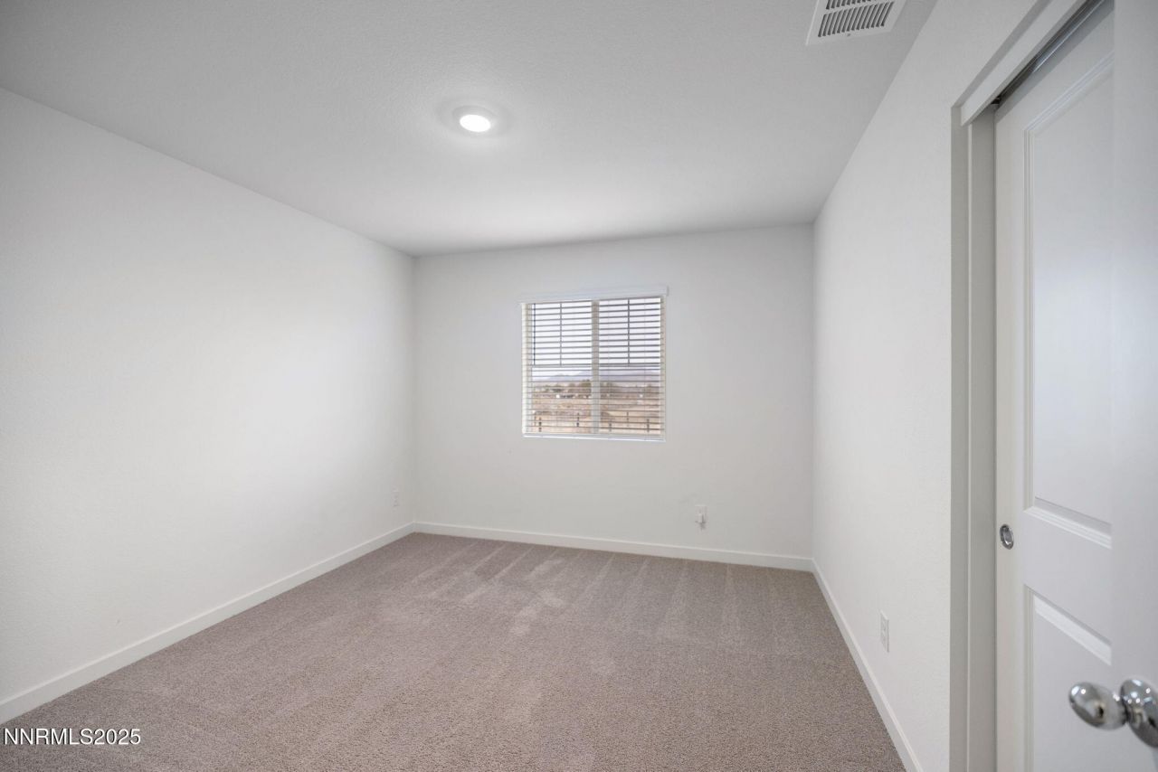 7701 Wandering Way, Reno, NV 89506 Photo