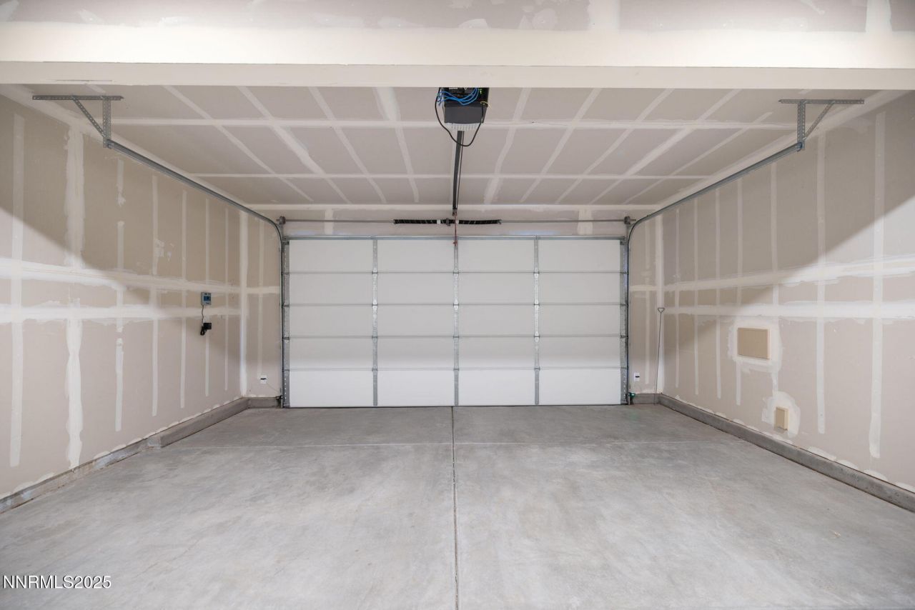 7701 Wandering Way, Reno, NV 89506 Photo