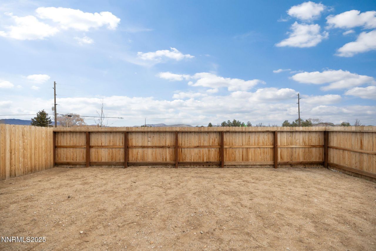 7701 Wandering Way, Reno, NV 89506 Photo