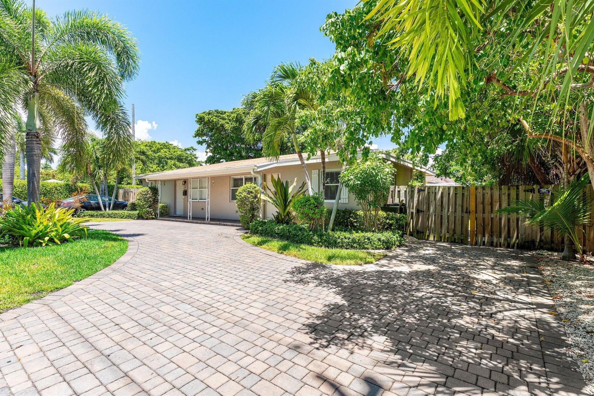 201 George Bush Boulevard, Delray Beach, FL 33444 Photo