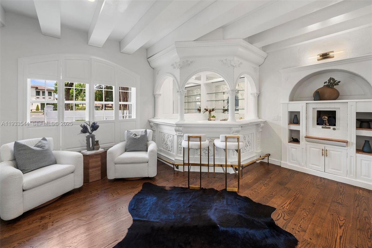 3500 Flamingo Dr , Miami Beach, FL 33140 Photo