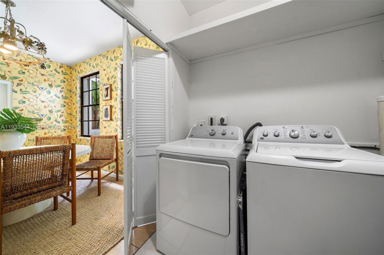 3500 Flamingo Dr , Miami Beach, FL 33140 Photo