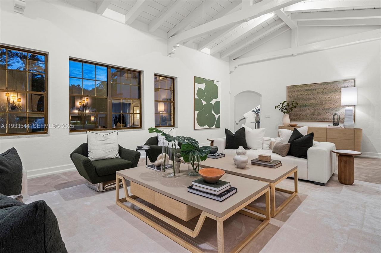 3500 Flamingo Dr , Miami Beach, FL 33140 Photo