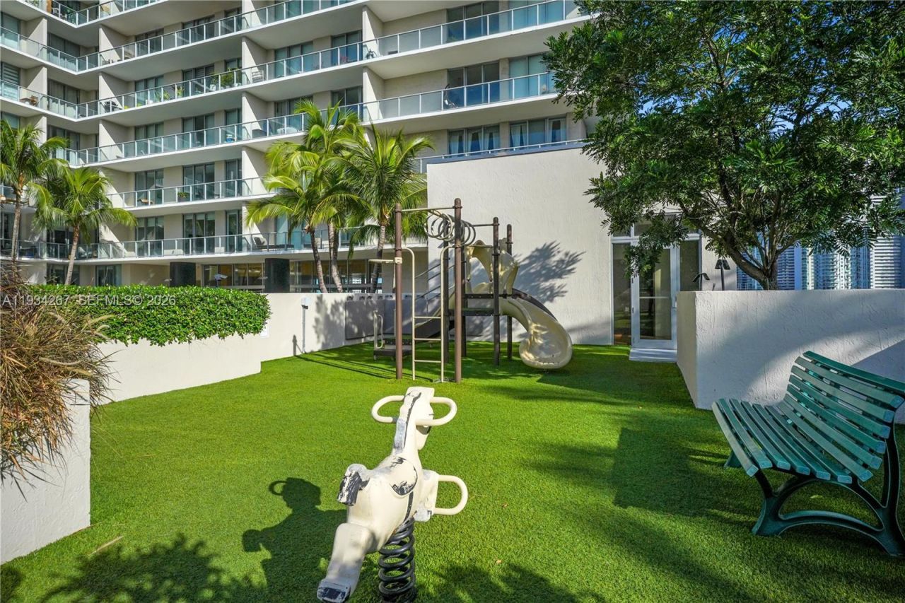 3470 E Coast Ave, Unit H0606, Miami, FL 33137 Photo