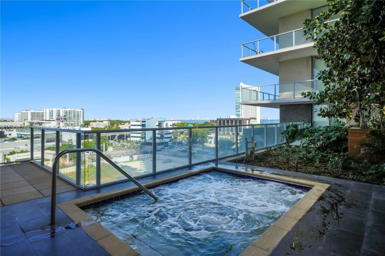 3470 E Coast Ave, Unit H0606, Miami, FL 33137 Photo