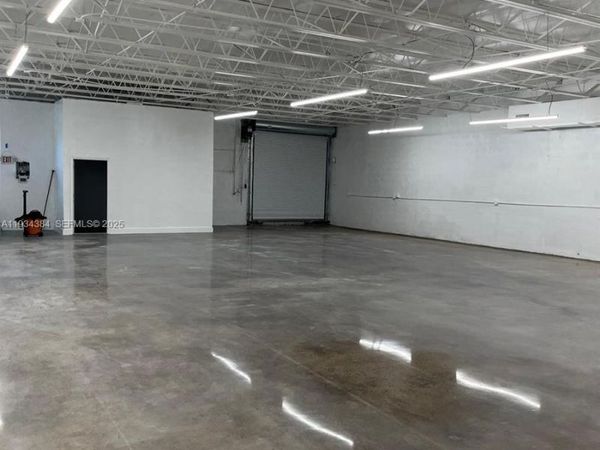 101 NW 20th St, Miami, FL 33127