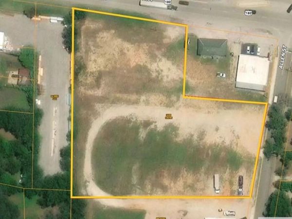 102 Allen Street, Weatherford, TX 76086