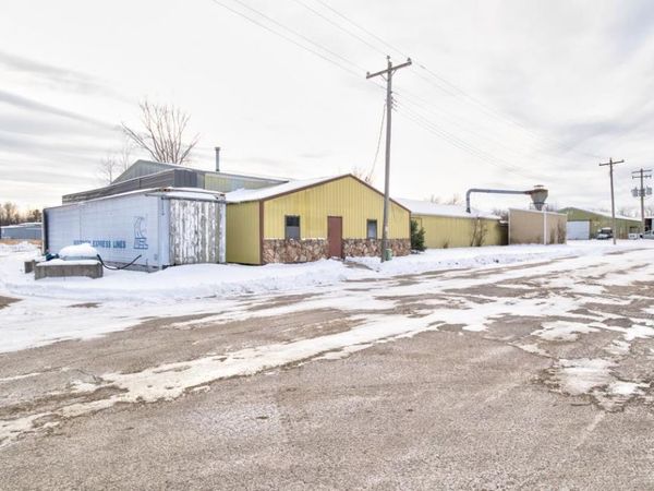 471 S BROWN AVENUE, Peshtigo, WI 54157