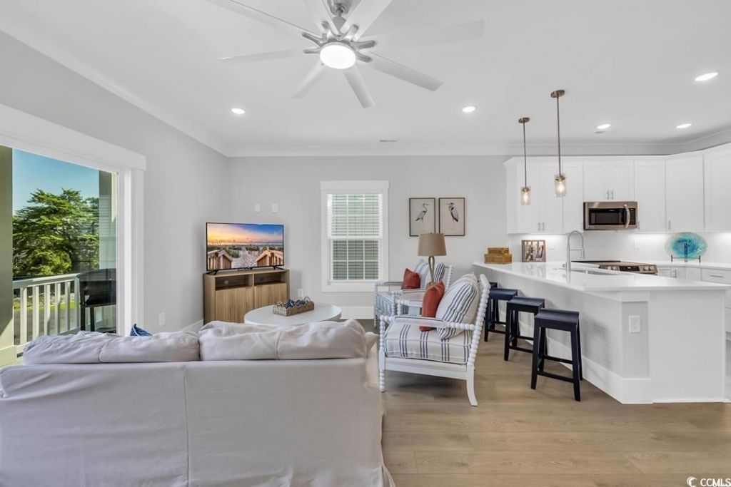 913 S Dogwood Dr. S Photo 12