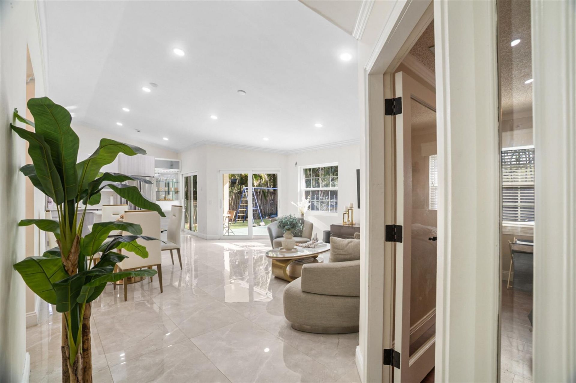 1427 Seagrape Circle, Weston, FL 33326 Photo