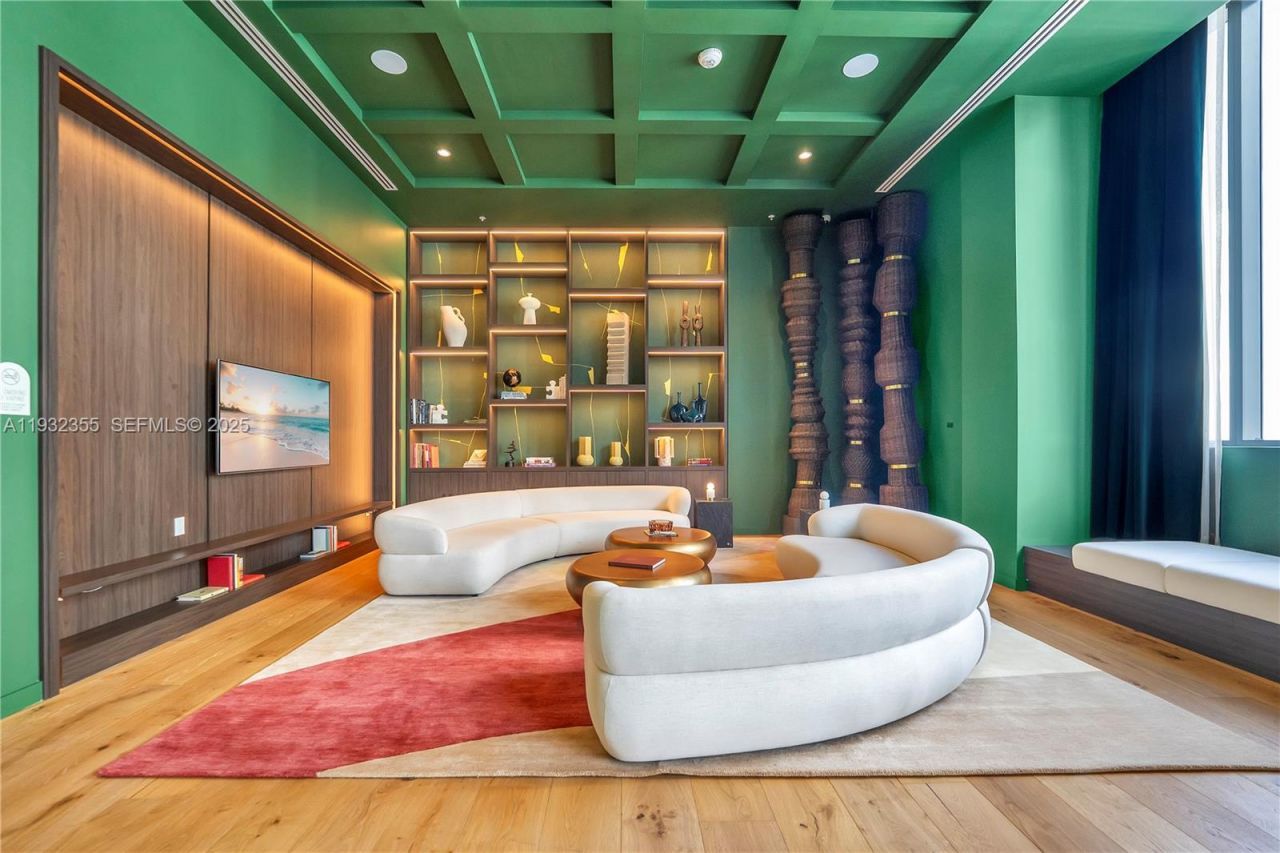 11 NE 6 Street, Unit 2201, Miami, FL 33132 Photo