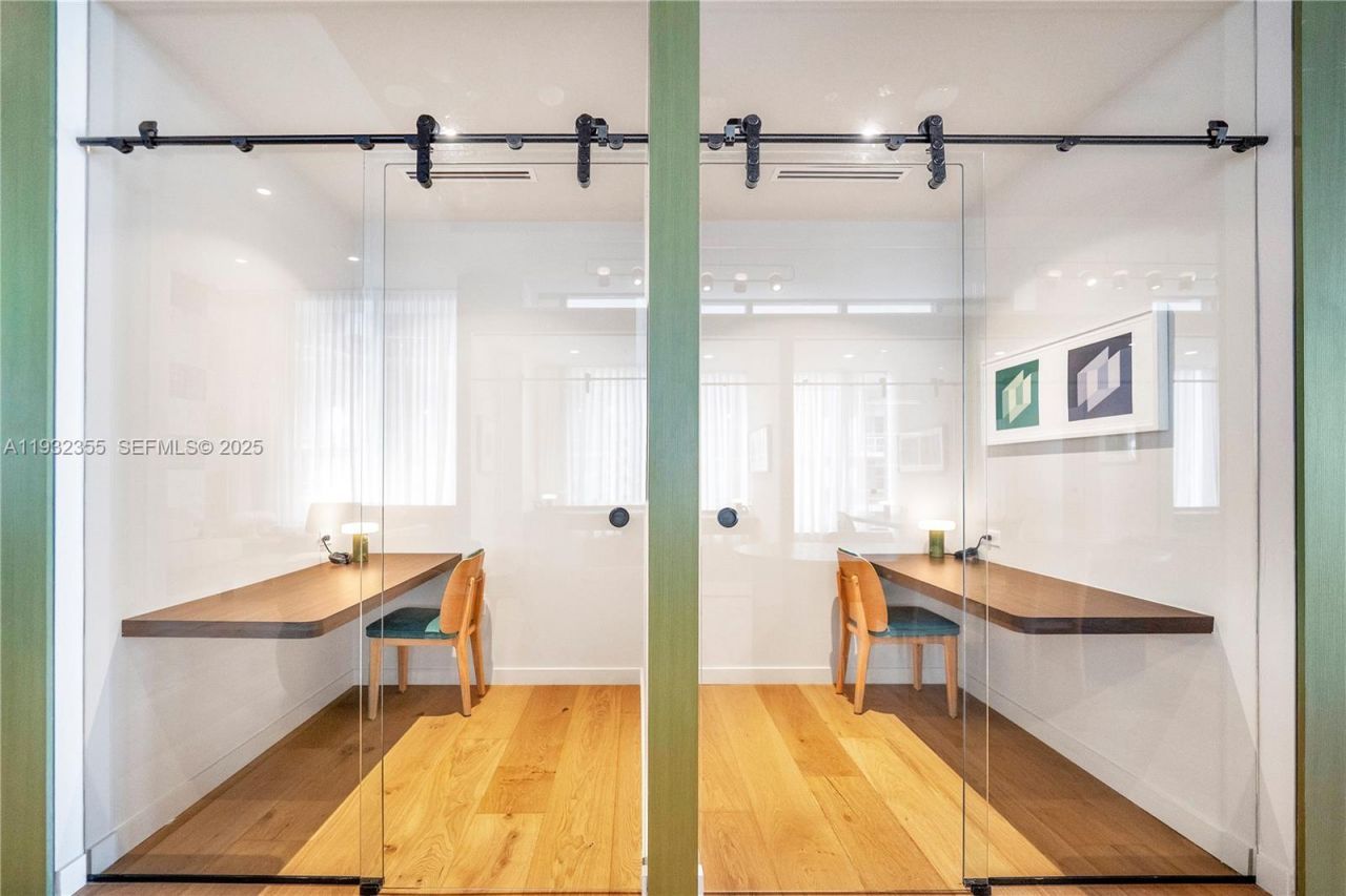 11 NE 6 Street, Unit 2201, Miami, FL 33132 Photo