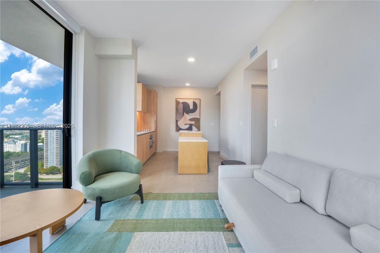 11 NE 6 Street, Unit 2201, Miami, FL 33132 Photo