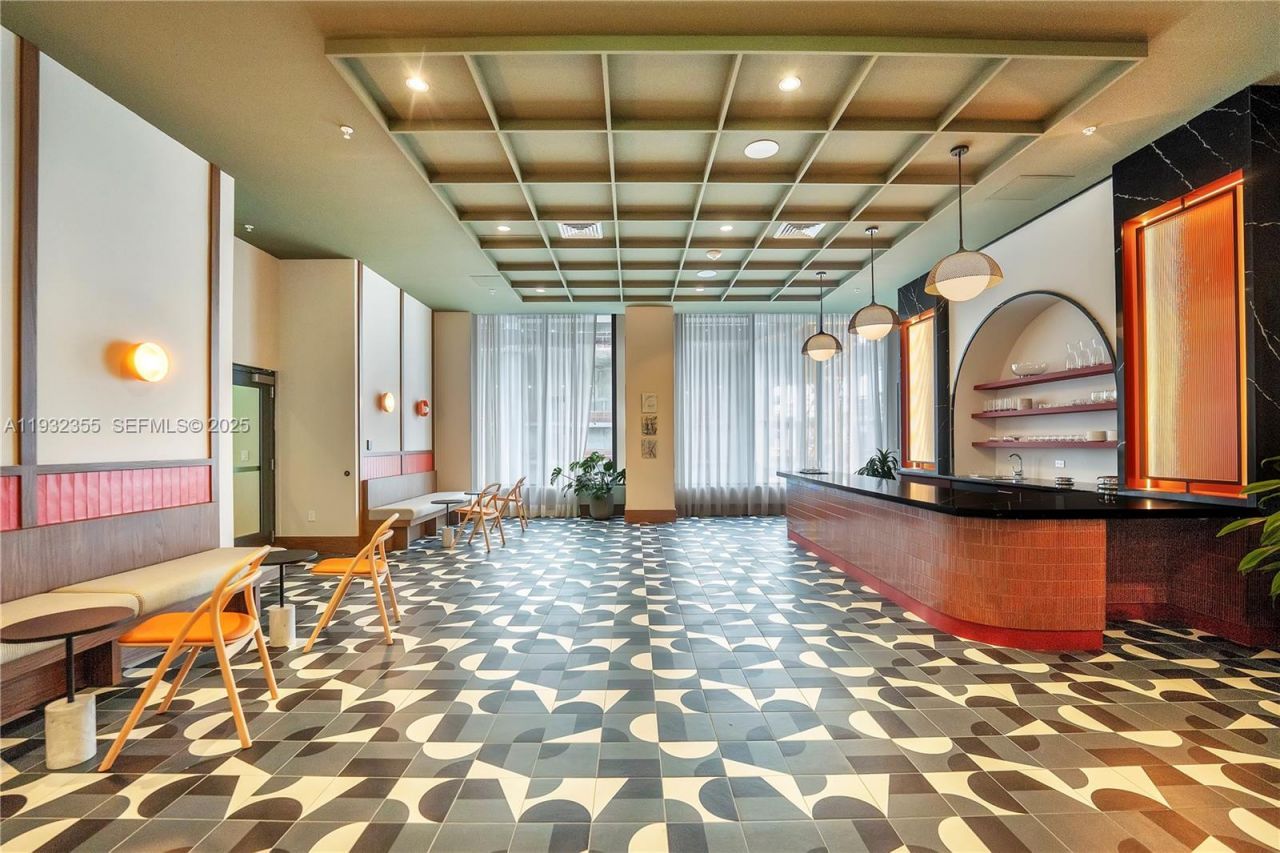 11 NE 6 Street, Unit 2201, Miami, FL 33132 Photo