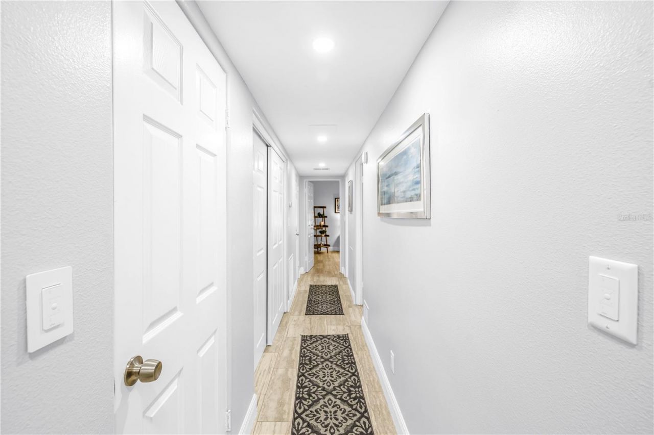 224 6th Avenue N, Unit 7, Saint Petersburg, FL 33701 Photo