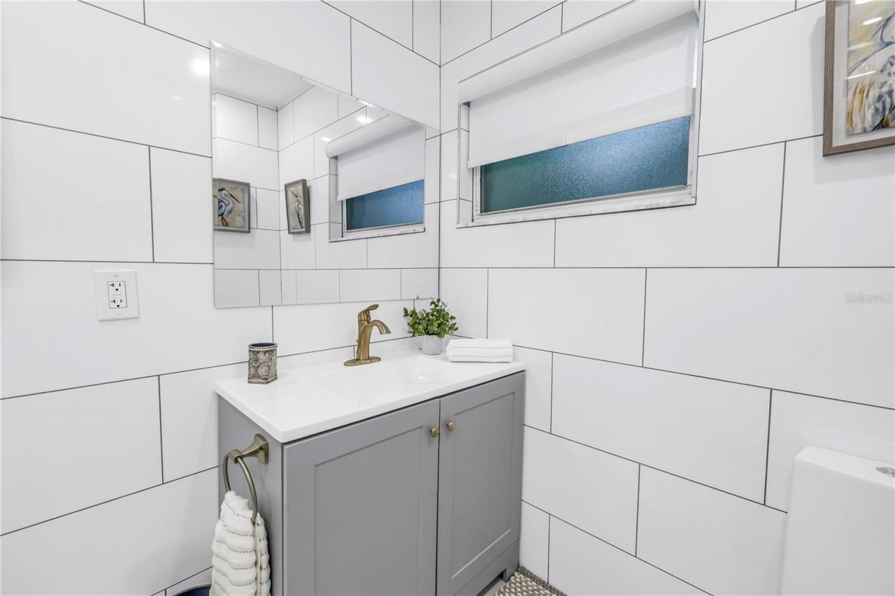 224 6th Avenue N, Unit 7, Saint Petersburg, FL 33701 Photo