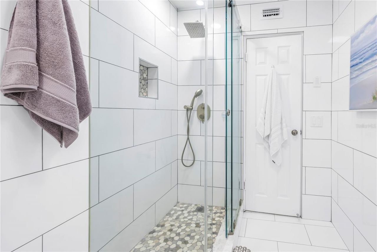 224 6th Avenue N, Unit 7, Saint Petersburg, FL 33701 Photo