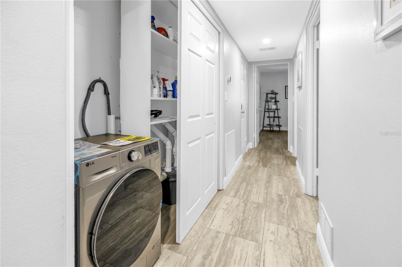 224 6th Avenue N, Unit 7, Saint Petersburg, FL 33701 Photo