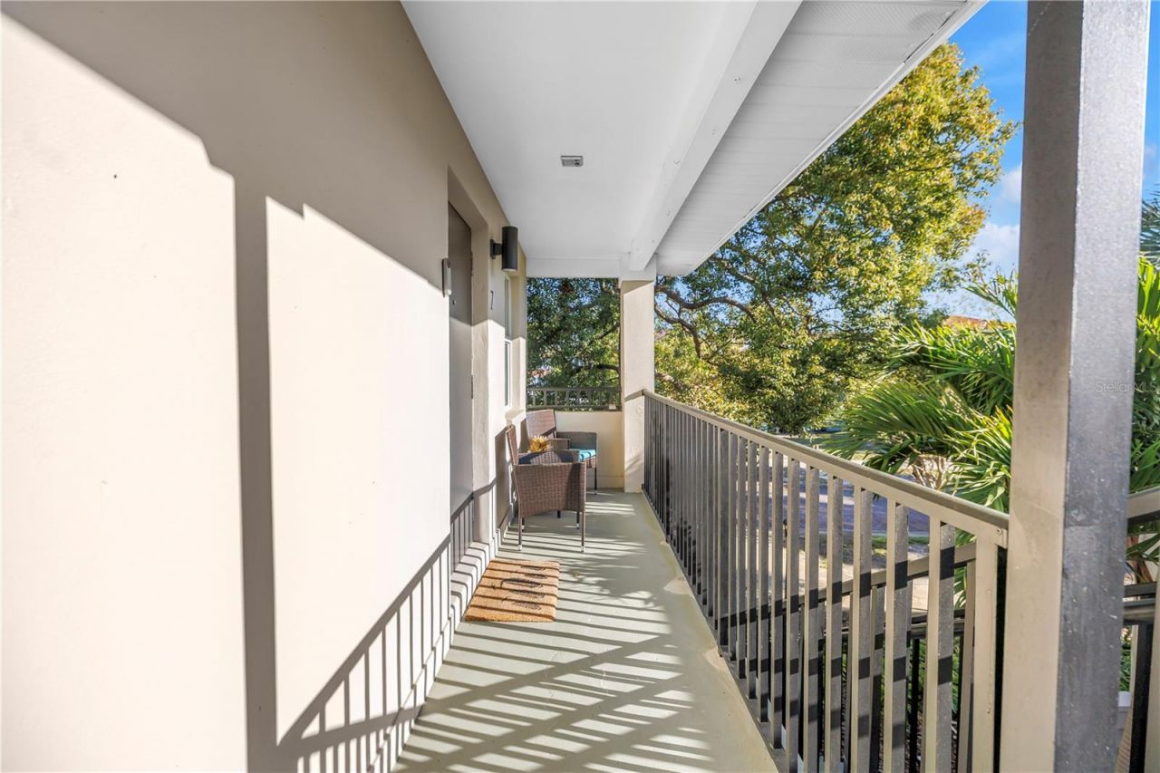 224 6th Avenue N, Unit 7, Saint Petersburg, FL 33701 Photo
