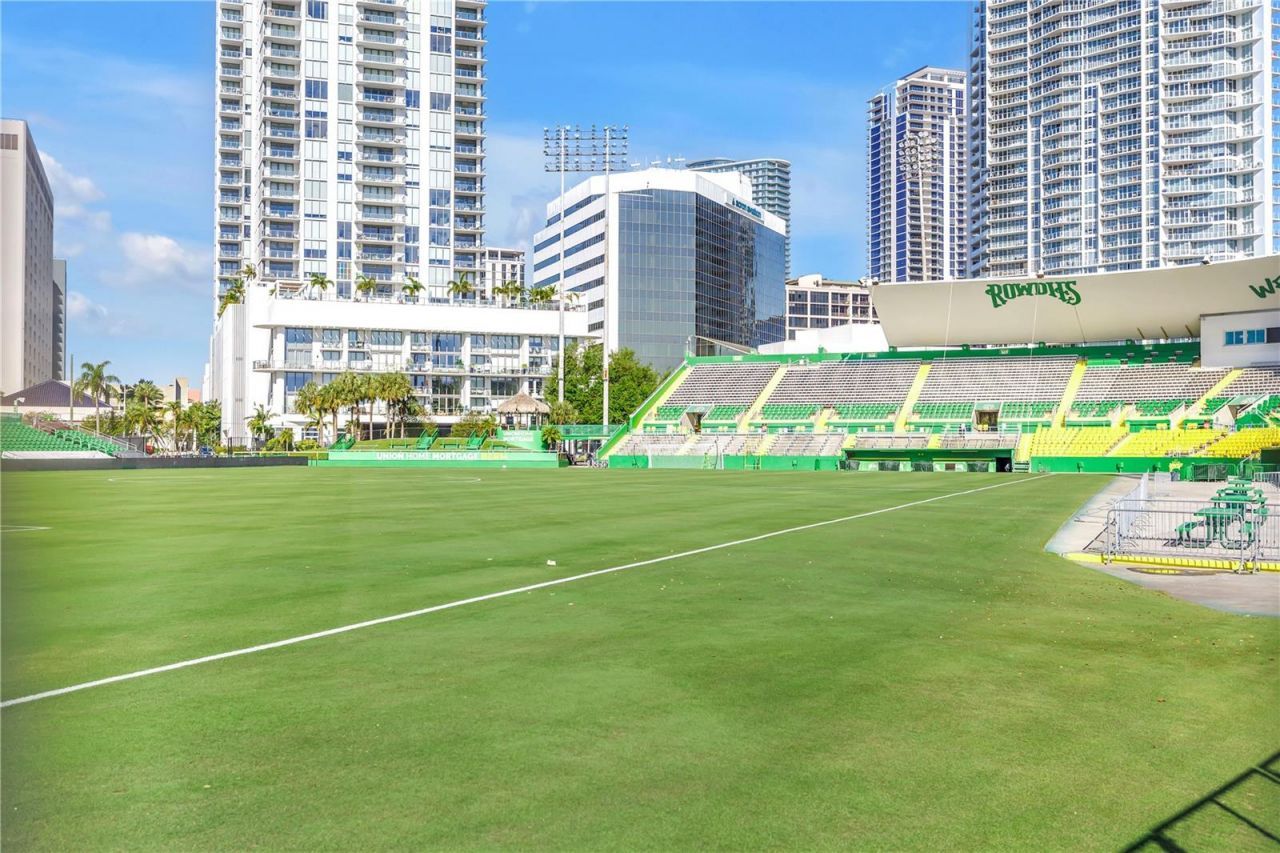 224 6th Avenue N, Unit 7, Saint Petersburg, FL 33701 Photo